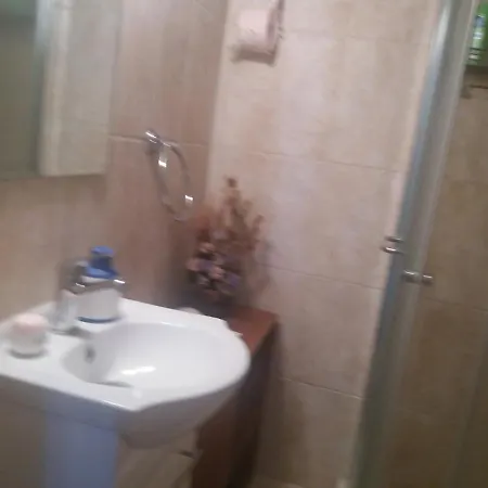 Georgia's House فندق مبيت وإفطار Fyti