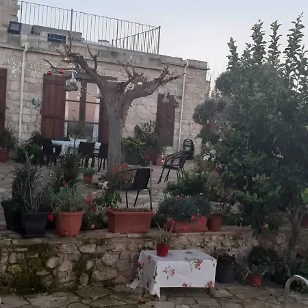 Georgia's House 3* Fyti