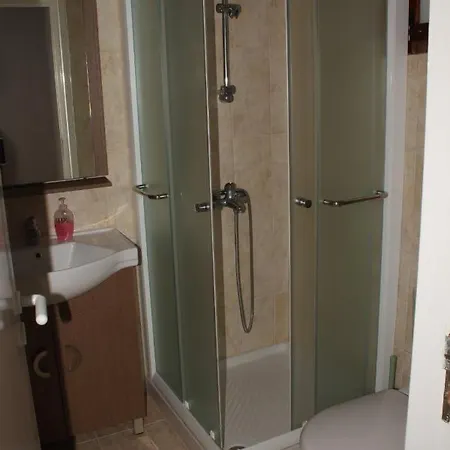 Georgia's House فندق مبيت وإفطار 3*