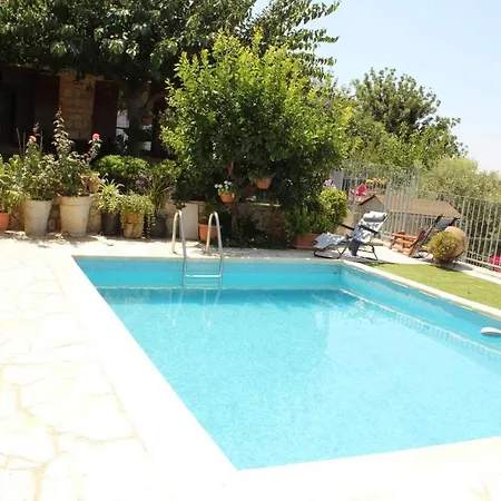 Georgia's House 3* Fyti