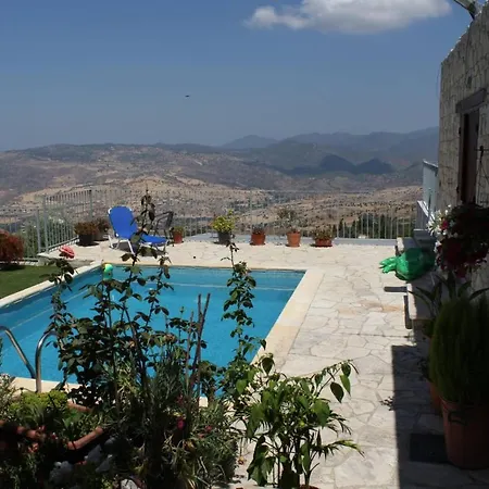 Georgia's House Nocleg ze śniadaniem