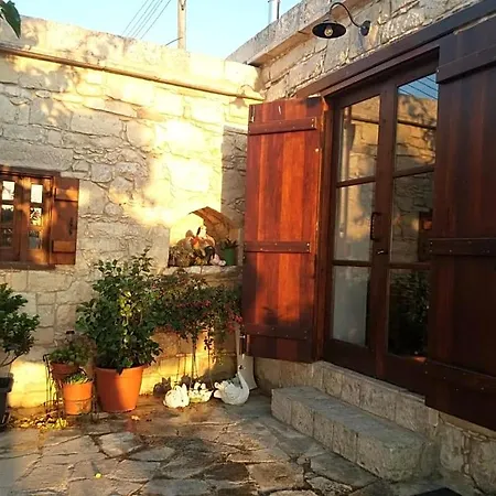 Bed & Breakfast Georgia's House 3*