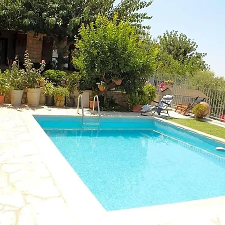Georgia's House 3* Fyti