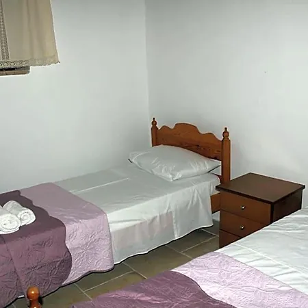 Georgia's House Bed & Breakfast 3*