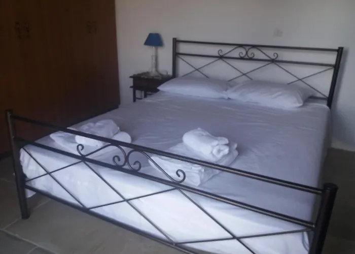 Georgia's House 3* Fyti