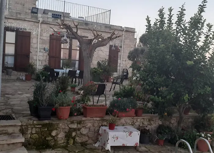 Georgia's House 3* Fyti