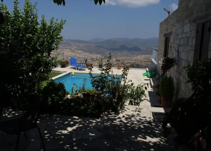 Georgia's House Fíti